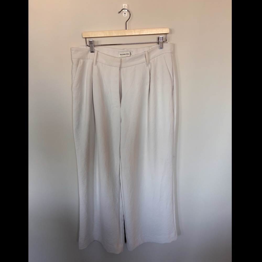 Abercrombie Womens Off White Wide-Leg Pants Short